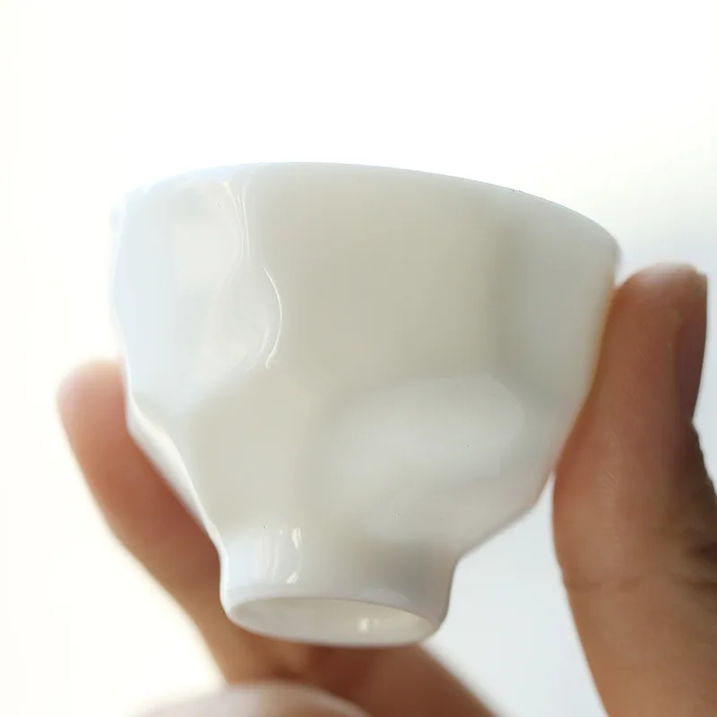 White Jade Kung Fu Cup Ceramic - đánh giá và giá Celadon Ceramic Cup