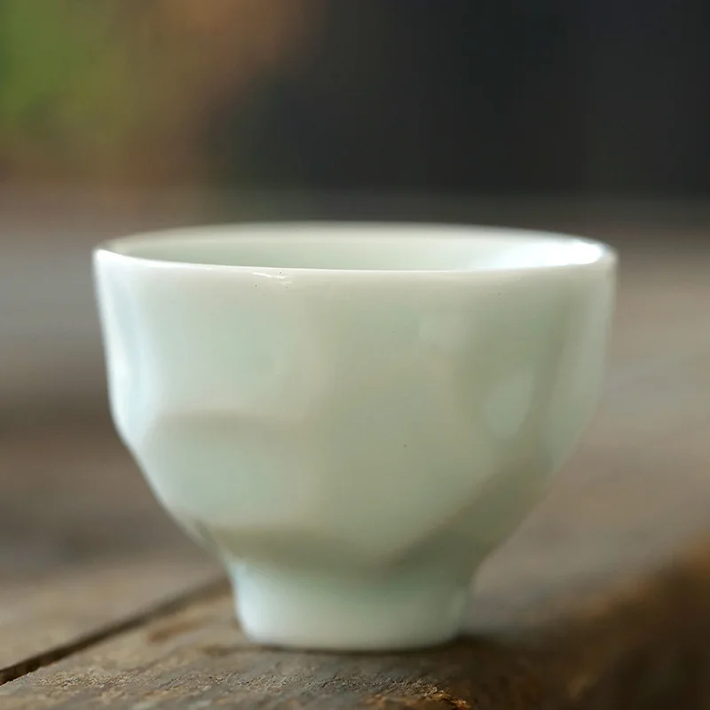 White Jade Kung Fu Cup Ceramic - đánh giá và giá Celadon Ceramic Cup