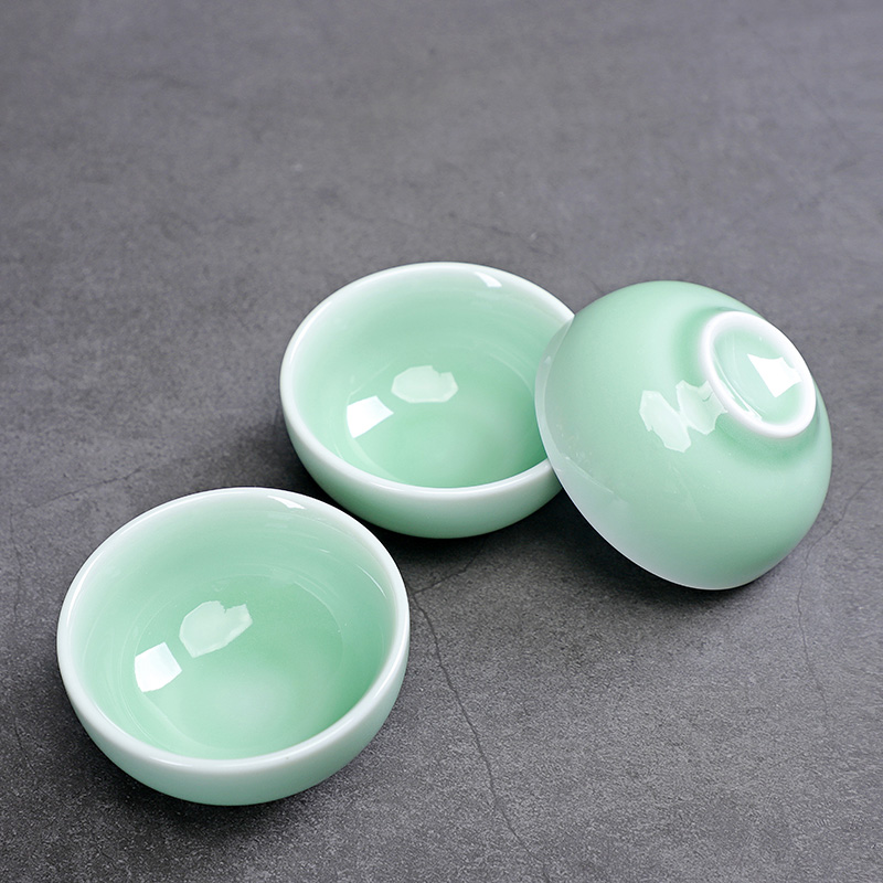 Celadon Fish Cute Teacup, Chin - đánh giá và giá Celadon Ceramic Cup
